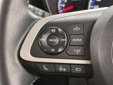 運転中、オーディオの操作をしてて、ハッとしたことはありませんか?ステアリングスイッチは、運転中でもハンドルでオーディオの操作が可能です。安全なドライブをサポートします。
