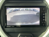 リアカメラ装備です♪狭い場所での駐車や雨の日・夜間など視界の悪いコンディションでのストレスの軽減にもなります!