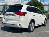 アウトランダーPHEV 2.0 G プレミアムパッケージ 4WD 4WD ワンオーナー