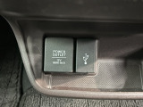 USBも完備しており長距離でも安心です!スマートフォンやタブレット等の充電が可能なUSBポート付きです。好きな音楽も一緒に連れ出せますよね。