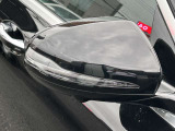 納車前整備は、検査ライン等の施設が充実した当店3階の指定工場で入念に行います。メルセデス・ベンツの定める厳しい基準をクリアしたお車のみをご案内させて頂きます。