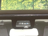 【スズキ セーフティサポート】走行中に前方の車両等を認識し、衝突しそうな時は警報とブレーキで衝突回避と被害軽減をアシスト。より安全にドライブをお楽しみいただけます。