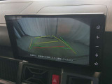 駐車が苦手な方でも安心のバックガイドモニター搭載。 後方の映像をクリアに表示し、ガイドラインで車庫入れや縦列駐車をしっかりサポート。毎日の運転がぐっとラクになります。