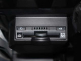 ETC2.0 高速道路交通情報やITSスポット情報表示機能つきETC車載器。何かと便利です。