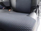 当社は購入後のアフターケアを大切にしております。納車後、1ヶ月無料点検、半年ごとにあんしん点検、12ヶ月法定点検の誘致をします。また車検までの点検をセットにした『ワンダフルパスポート』を販売中です。