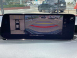 360&deg;ビューモニターも装備しています。車庫入れ、駐車が苦手なお客様、もう安心です!