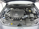 当社では中古車にも定期点検やオイル交換などをセットにしたお得なメンテナンスパック(商品名パックDEメンテ)を用意しております。車種や車検タイミングで様々なプランがございます。詳しくはスタッフまで!