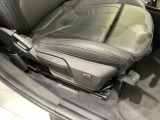BMW認定中古車は保証も充実しております。2年間もしくは、1年間の保証に加え、最大4年間までの保証延長も可能でございます(対象車種限定)!充実の保証で、安心してお車をご利用いただけます!