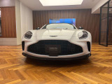 Exterior Badging - Aston Martin Black Wingsand Script