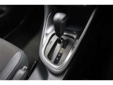 従来のATに比べ変速ショックの少ないCVT。シフトの操作はAT車と同じです。