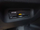 ETC2.0は従来のETCに比べて料金支払いだけでなく渋滞や事故などの道路情報をリアルタイムで受け取る事の出来る「次世代型のETCサービス」です♪