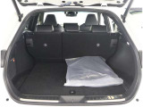 広々としたラゲージスペースを備えています。大きなものや長さのある荷物もしっかりと積み込めます。