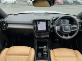 XC40 B4 AWD インスクリプション 4WD 4WD 本革シート