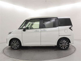 リヤ5面はプライバシーガラス☆強い日差しや車外の視線から室内を守ってくれます。
