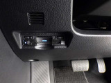 ETC車載器付きです。高速道路の料金所もスムーズに通過できます。