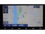 トヨタ純正ディスプレイオーディオ。アンドロイドのスマートホンならBluetooth接続で地図や音楽、YOUTUBE等ご利用できます。別途ナビキットご購入でナビ機能もお使いいただけます。
