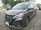 【納車前点検】法定12ヶ月点検+エンジンオイル&エレメント交換+ワイパーリフィル交換等を弊社整備工場にて実施。