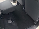 この度は、当店のお車をご覧いただきまして誠にありがとうございます。当店では全国販売・納車も行っております。県によって陸送費用は異なりますのでお気軽にお問い合わせください。