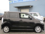 遠方のお客様は陸送にてお車のお届けも可能です。お気軽にお問い合わせください。
