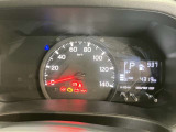 車両状態証明書修復歴の有無も一目瞭然。機能や内装・外装、走行距離、修復歴の有無をチェックし、クルマの状態を10段階にした車両状態証明書。数字や記号を使ってわかりやすく表示しています。