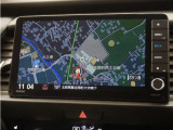 純正9インチプレミアムインターナビ(VXU-215FTi)&バックカメラが装備されているので、普段の使い勝手もロングドライブも快適です。