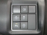 ネッツトヨタ静浜は&rdquo;キレイ&rdquo;にこだわっています。特設サービス工場で、新しく生まれ変わった車!内装・外装の徹底的な掃除、シートを外してニオイの元まで消臭・除菌、見えにくいエンジンルーム内もキレイ!