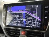 純正ナビを装備。タッチパネル式で使いやすく、お出かけもラクラクです。