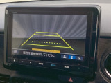 バックカメラも装備しております。車庫入れの苦手なお客様も安心!重宝してくれます!