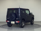 バックカメラが付いているのでバックでの車庫入れも安心です。