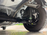 お車を安心してお乗りいただく為には、足回りの定期点検が欠かせません。サービスサポート(有償保証)では無料点検もご提供しており、安心のカーライフをお過ごしいただけるサポート体制が整っています。