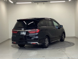 バックカメラが付いているのでバックでの車庫入れも安心です。