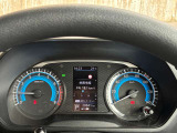 様々な車両情報を表示してくれる、アドバンスドドライブアシストディスプレイがついています