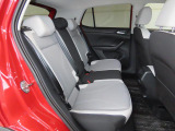 ISOFIX(イソフィックス)基準適合チャイルドシート固定装置!!安心楽々で対応チャイルドシートが取付できます。