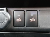 運転席、助手席はシートヒーター付きです。座面や背もたれを素早く温め、寒い日もより快適に過ごせます。