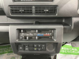 ダイハツディーラーでは「ダイハツ認定U-CAR」という基準を設け、車選びに詳しくないお客様でも「安心して選べる」をご提供しています。