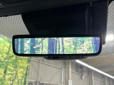 【デジタルインナーミラー】後席の大きな荷物や同乗者で後方が確認しづらい時でも安心!カメラが撮影した車両後方の映像をルームミラー内に表示。クリアな視界で状況の確認が可能です!