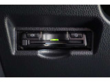 ETC車載器を装備していますので、高速道路の料金所をスムーズに通過。料金もお得になる場合があります。