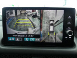 マルチビューカメラシステム、後退出庫サポート装備車。ドライバーの死角を減らし、さまざまなシーンで運転負担を軽減します。