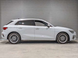 ◆Audi認定中古車は「100項目点検」を実施◆エンジン・ミッション・電気系統などをアウディ専任メカニックが徹底チェック◆納車前の整備に力を注いでおります◆無料通話:0078-6003-230382◆