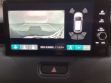バックでの車庫入れも安心です! リアカメラが付いているバックモニター付のナビを装備しております。バンパーについているソナーや、操作線もついており距離感も画面から確認できます。
