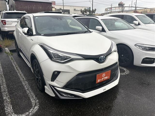 トヨタ C-HR 