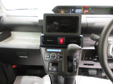 中古車は一物一価、同じようなお車でも、整備状況、外内装の状態など様々です。