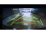 バックガイドモニターで、後方を確認しながら安心して駐車することができます。運転初心者も熟練者も必須の機能ですよ!