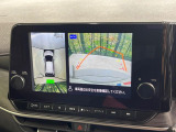 【アラウンドビューモニター】専用のカメラにより、上から見下ろしたような視点で360度クルマの周囲を確認することができます☆死角部分も確認しやすく、狭い場所での切り返しや駐車もスムーズに行えます。