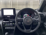 ステアリングスイッチ搭載!手を離さずに手元のスイッチで操作が可能。運転中、視線をそらさなくても操作ができて安全です!