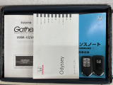 スマートキーは鍵をバッグに入れたままでもドアロックの開閉やエンジンのON・OFFができます。夜間や雨の日も鍵を探さなくて良いので便利です。