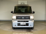 「自動車保険」と「あんしん特典」がひとつになったHondaのお店ならではの保険プランです。お客様のカーライフにより一層の安心をプラスします。