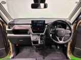 Aピラーの傾斜やヒップポイントの位置を最適化。ひらけた前方視界とノンストレスな運転姿勢で快適なドライブが楽しめます。