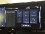 ブルートゥースに接続することにより、スマホに入ったお気に入りの音楽を車内で楽しむことができます♪あると本当に便利な機能になっています!