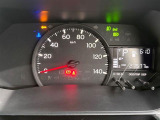 【スピードメーター】メーターがシンプルで見やすく運転しやすいですね。